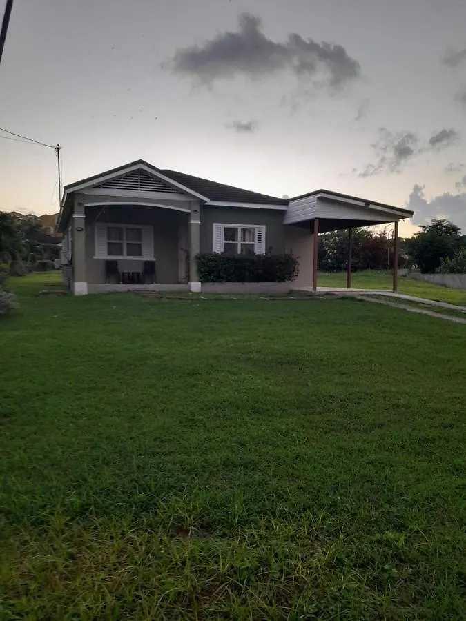 Holiday home Harmony La Vista Villa Runaway Bay