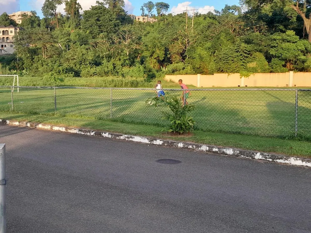 Harmony La Vista Villa Runaway Bay 0*,
